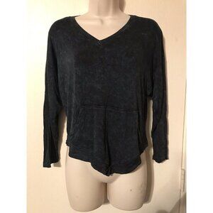 Erge Design Womens Navy Marble Wash 3/4 Sleeve Crop Top Sz M Pocket Front Blouse